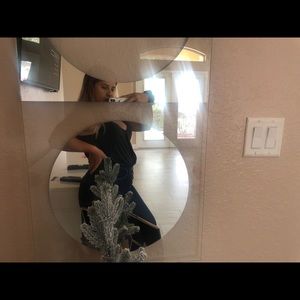 Meet your Posher, Thalia